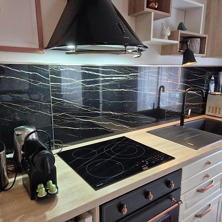 Appartement Luxueux 100M² Bordeaux เลอบูสกาต์ ภายนอก รูปภาพ