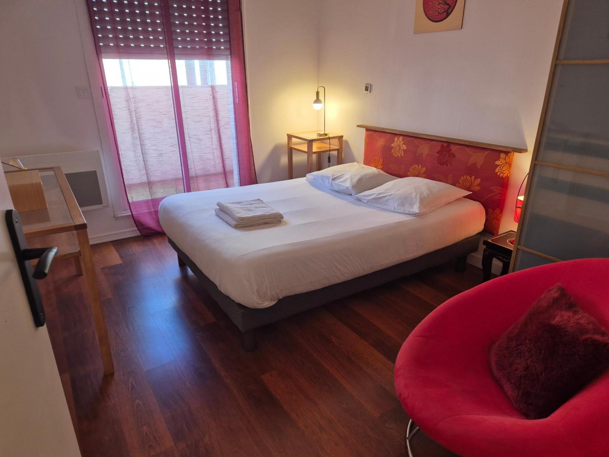 Appartement Luxueux 100M² Bordeaux เลอบูสกาต์ ภายนอก รูปภาพ